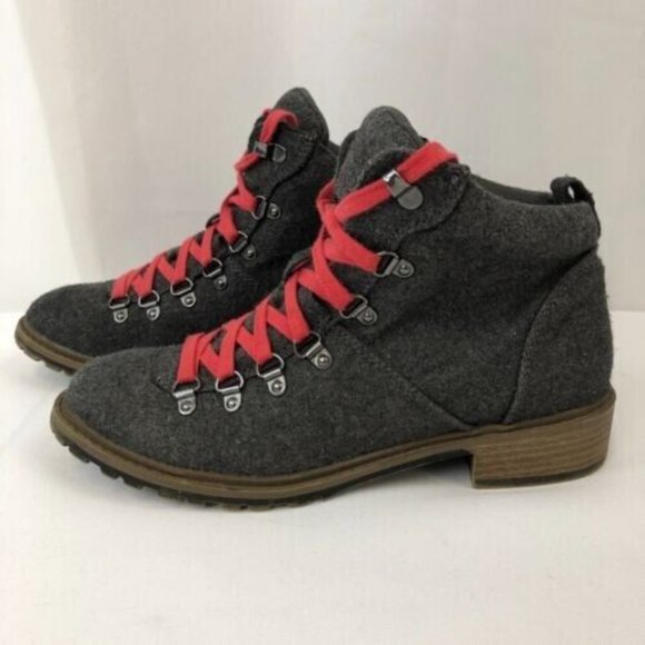 Fergalicious Fergie Womens Size 8.5M Gray Mountain Hiking Boots Ankle Booties - Picture 1 of 5